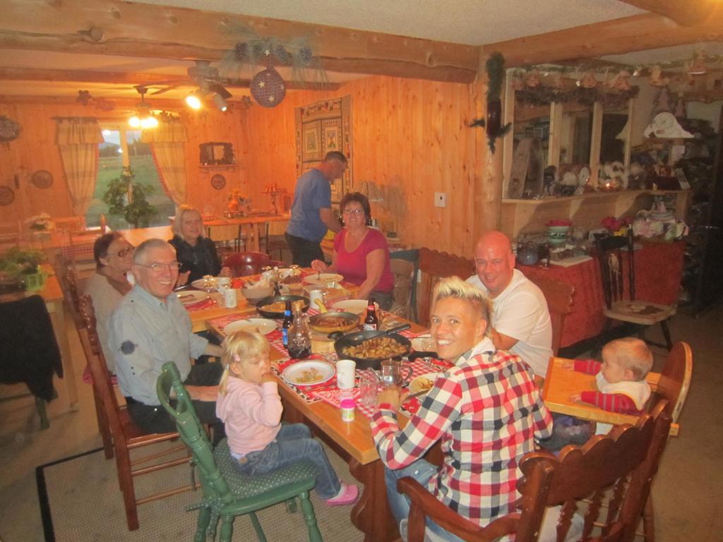 Le Gite Ambrelane Thetford Mines Exterior photo